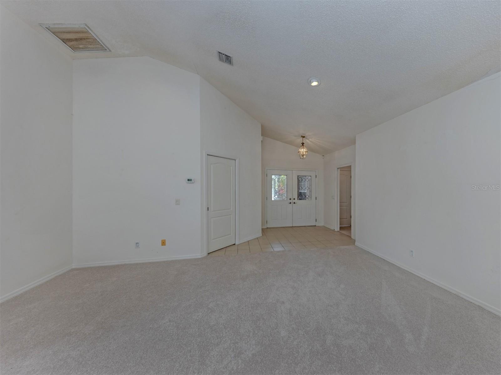 1520 JASPER CT