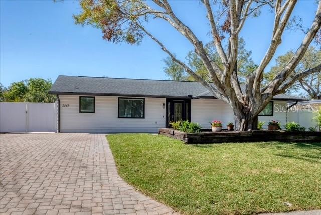 2553 E PAULSTAN CT