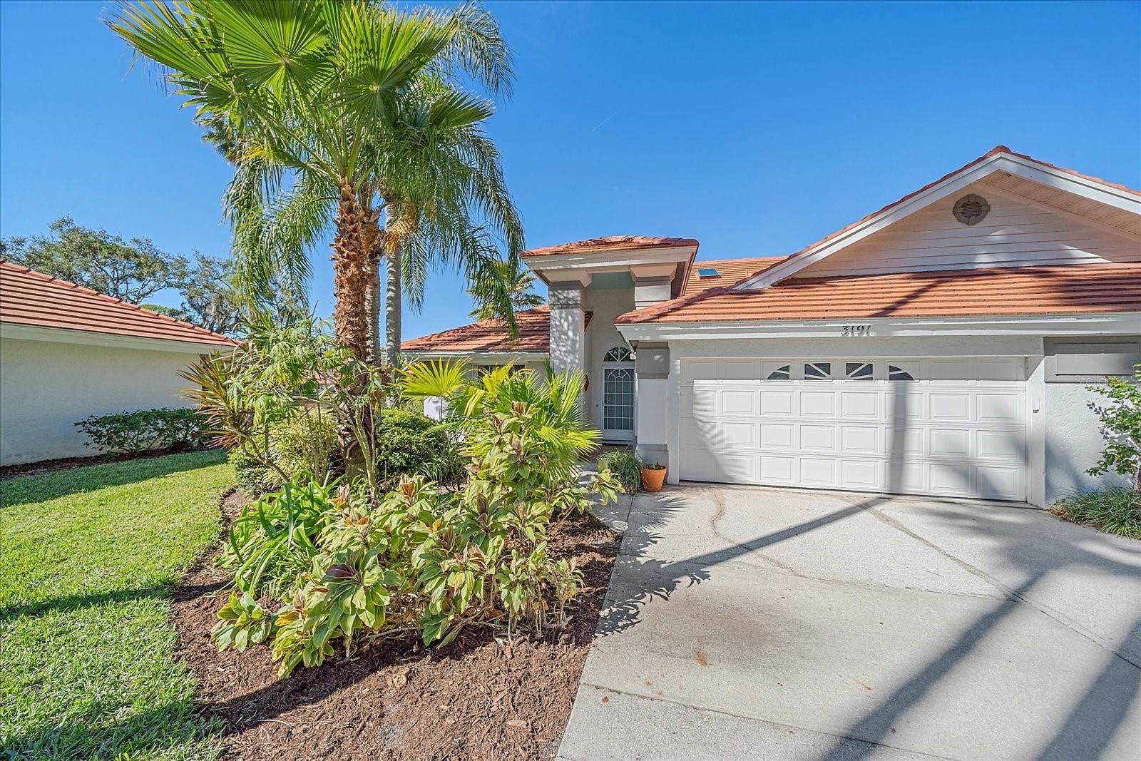 3191 LAKE PARK LN #2