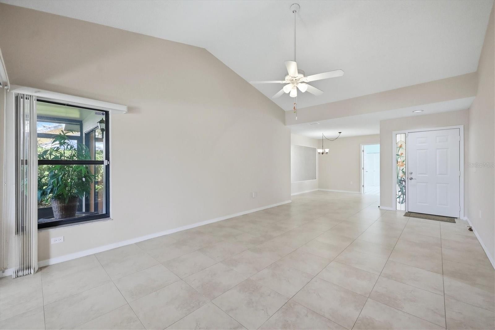 214 SOUTHAMPTON DR #327