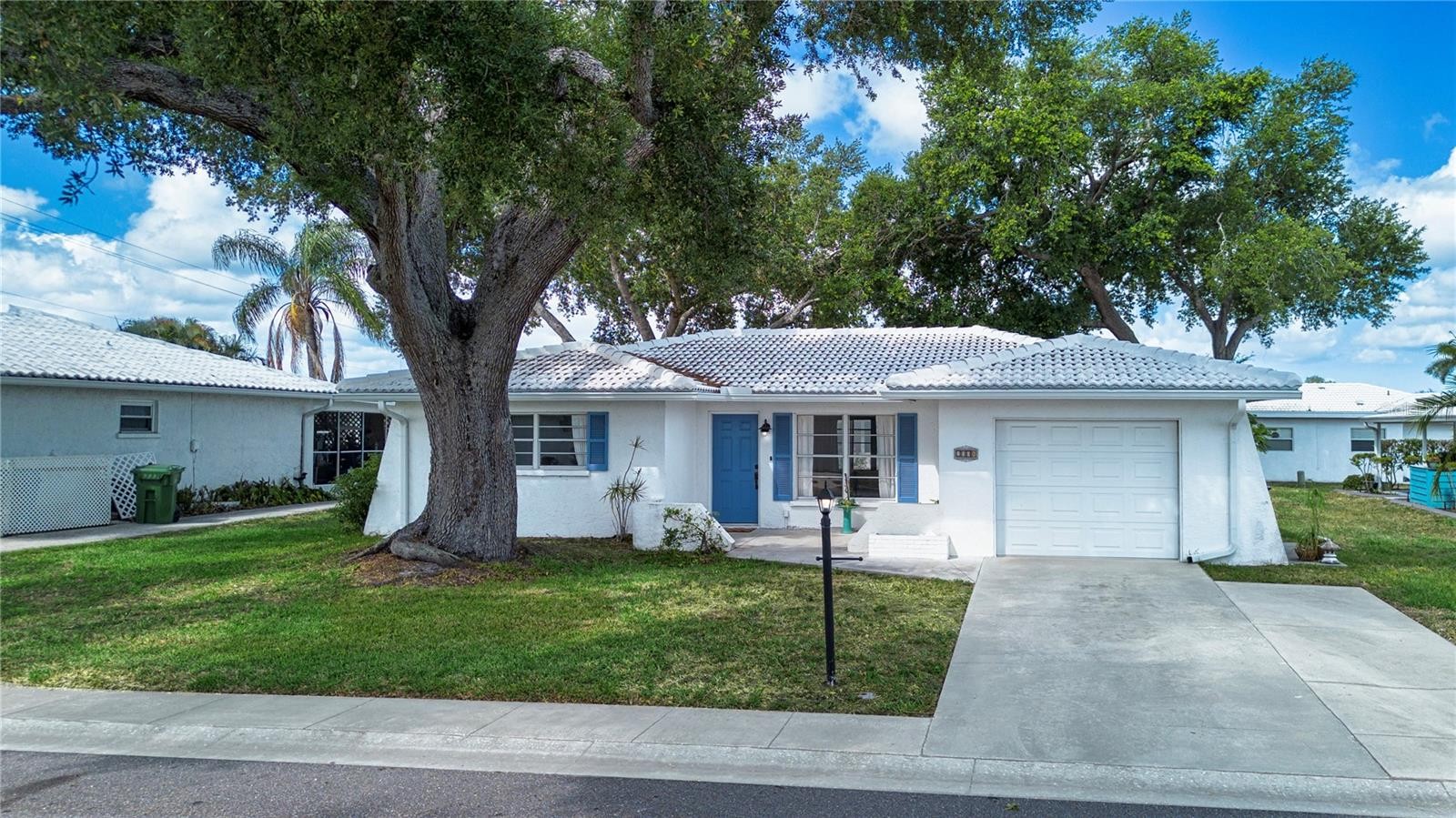 1008 ORCHID LN