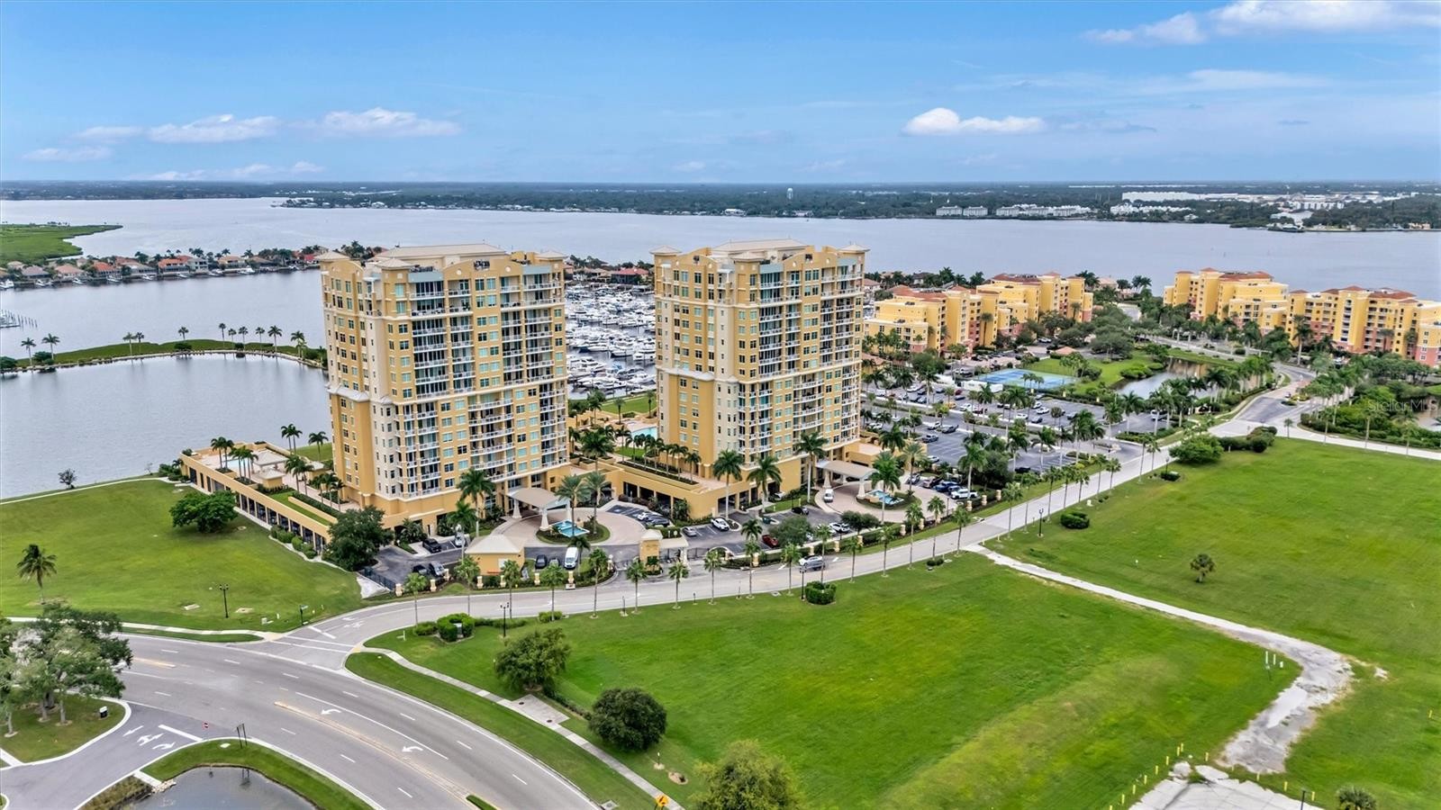 140 RIVIERA DUNES WAY #306