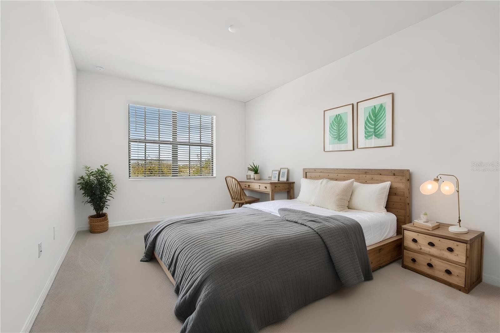 5608 SUMMIT POINTE CIR #103