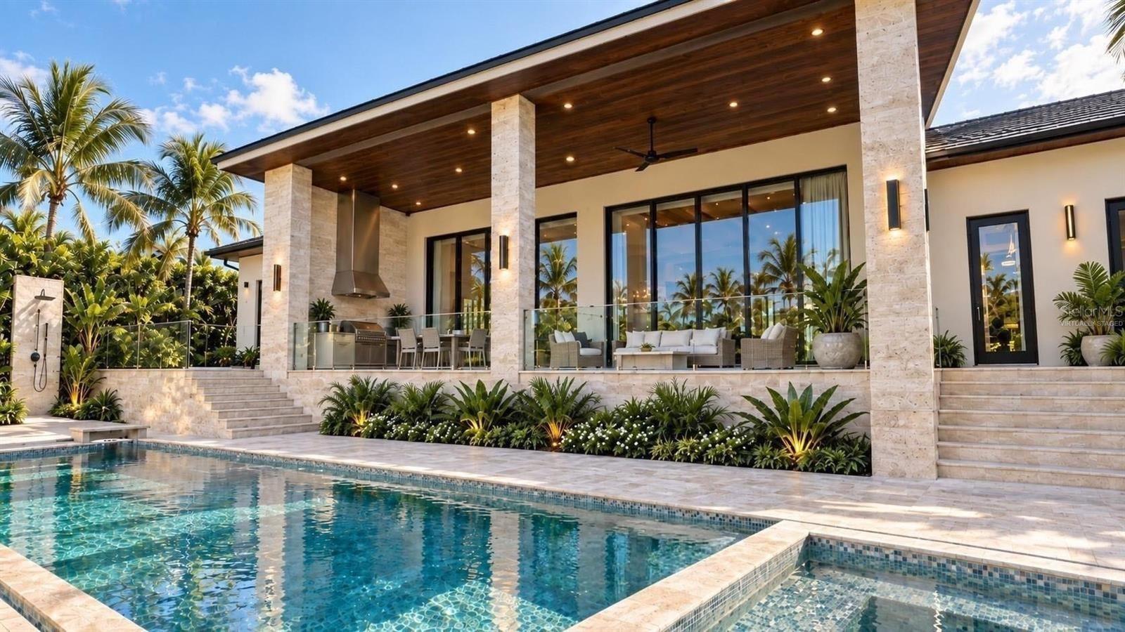 3441 GULFMEAD DR