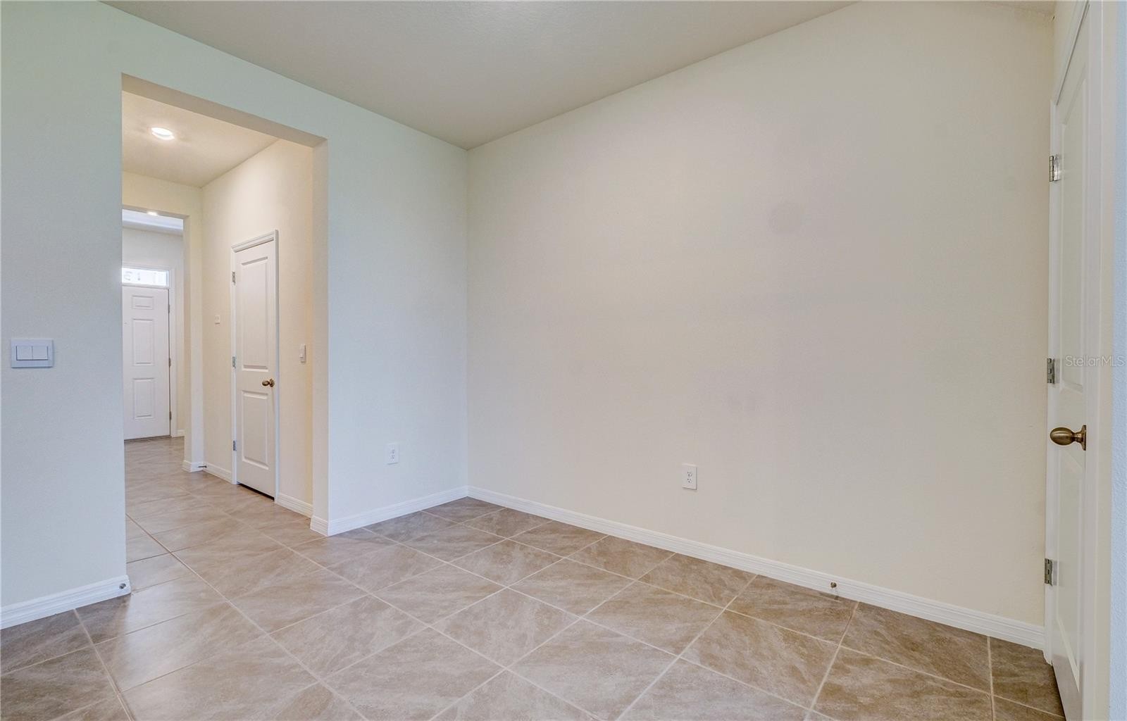 17436 CRESCENT MOON LOOP