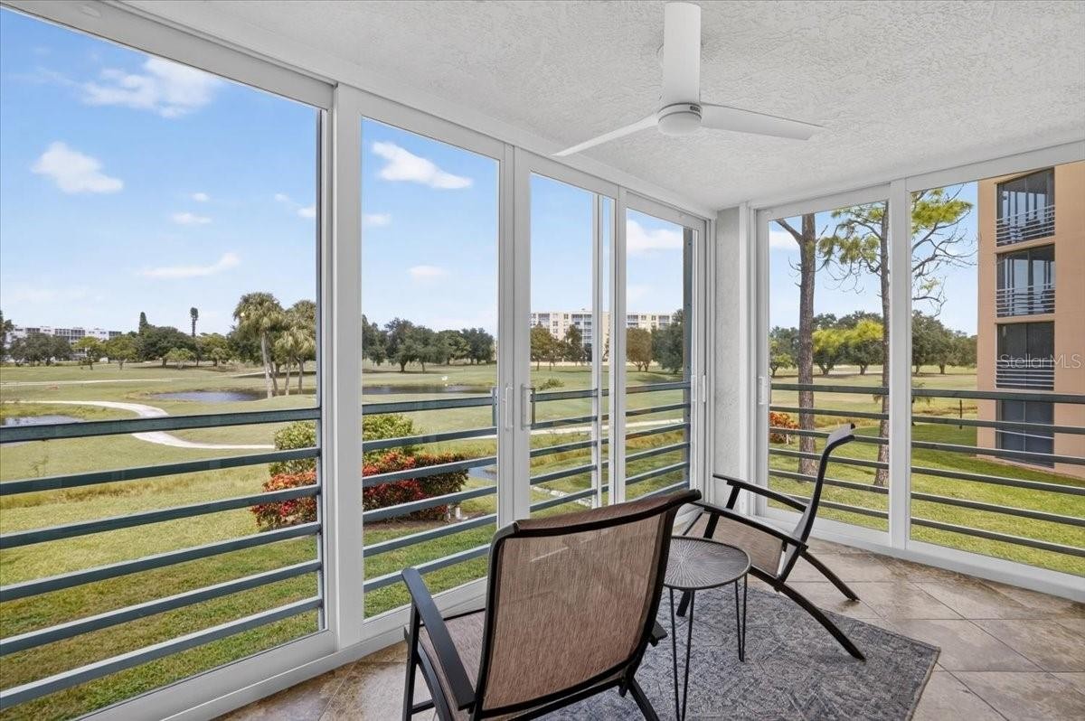 4570 PINEBROOK CIR #208