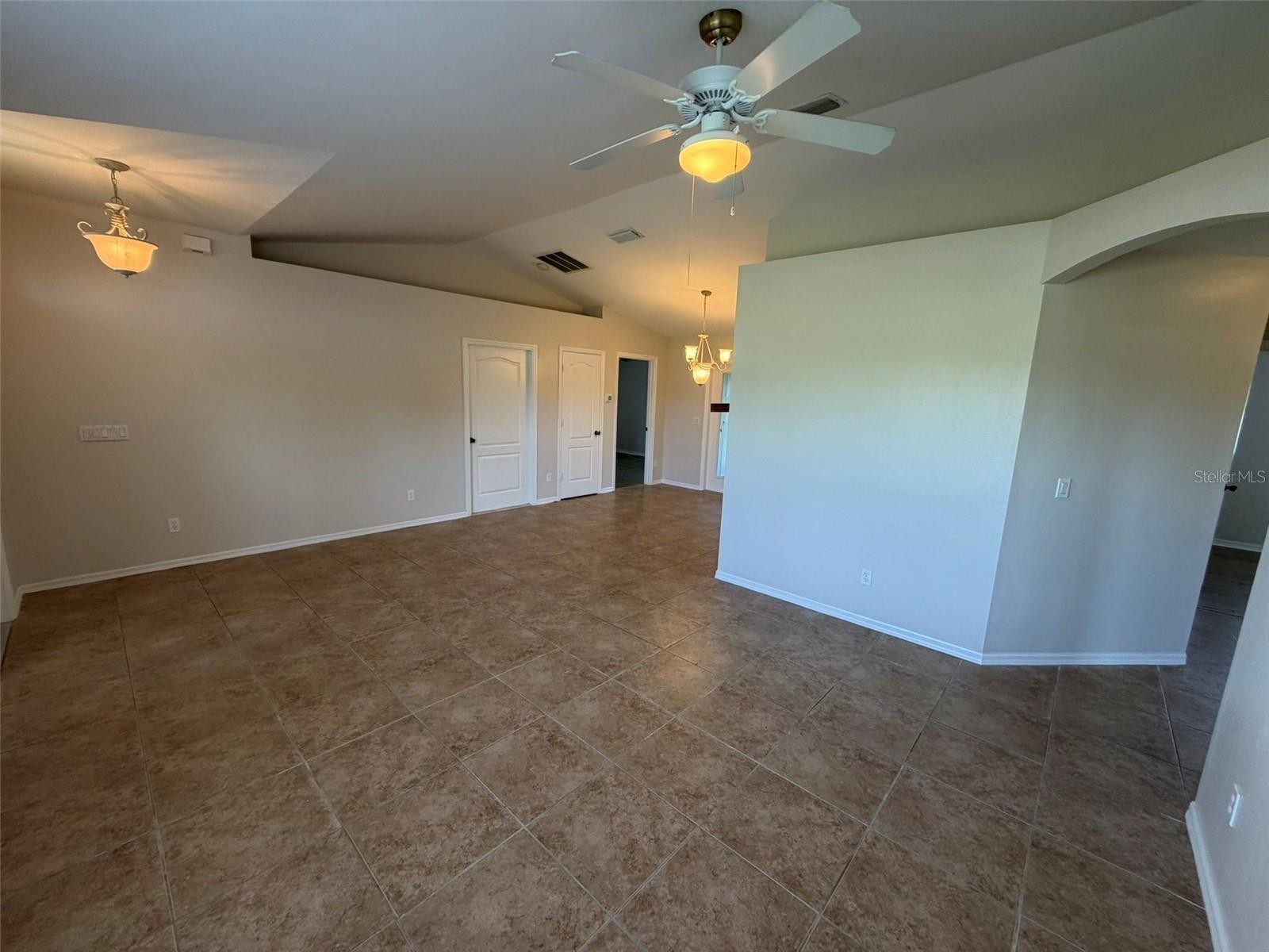 8366 GLOVER AVE