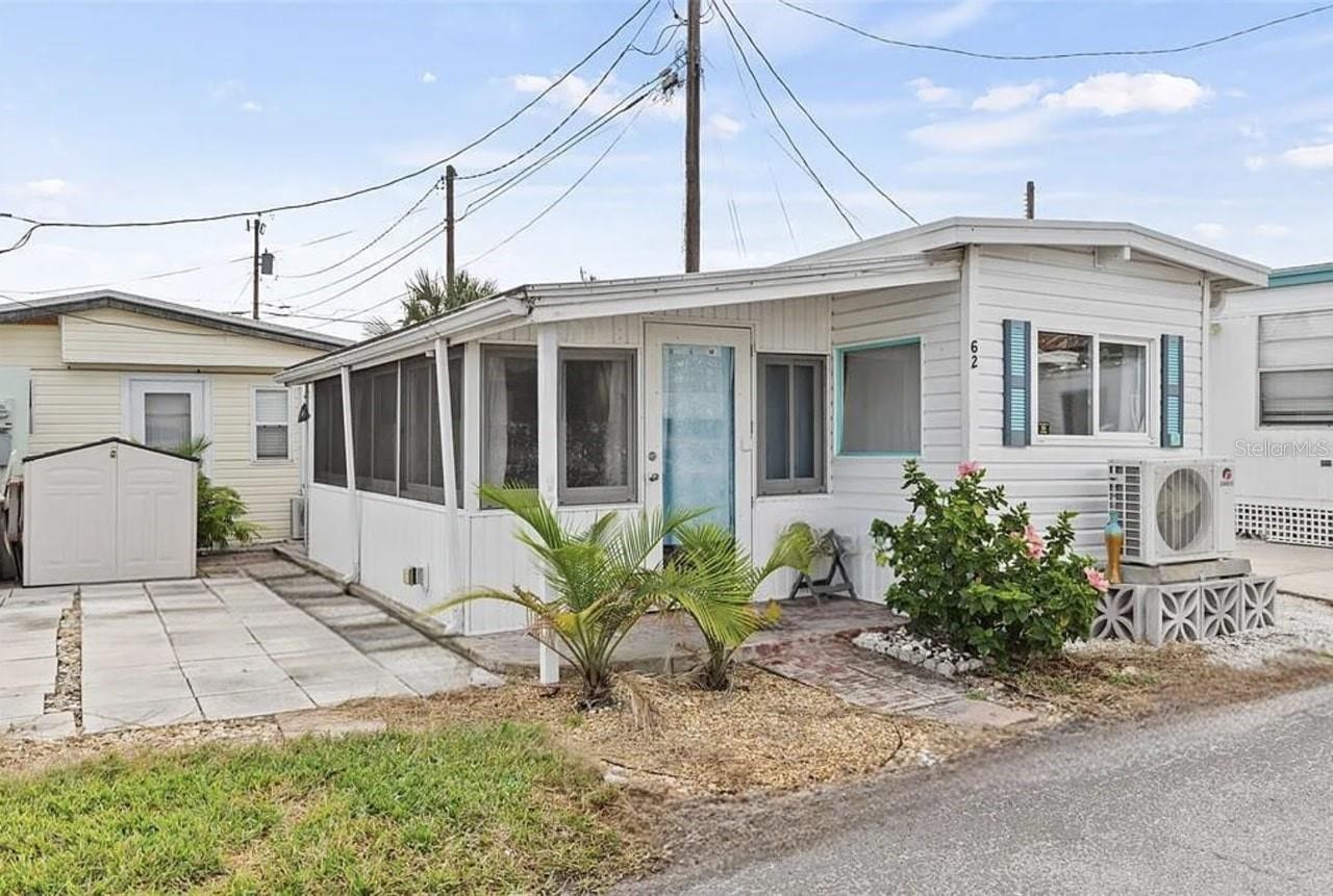 10315 CORTEZ RD W #62-4