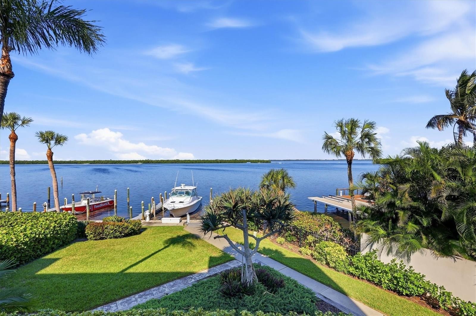 615 DREAM ISLAND PL #212
