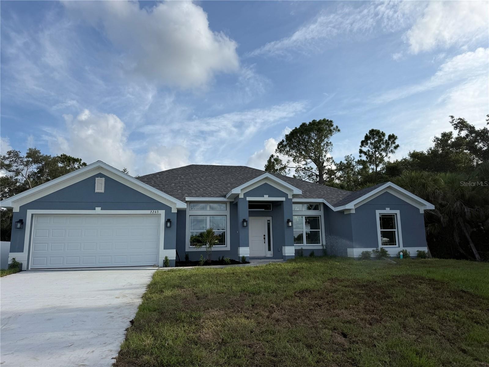 3263 VICKERS LN