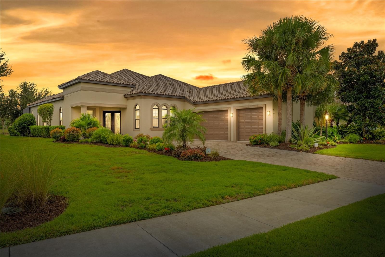 5311 BENITO CT