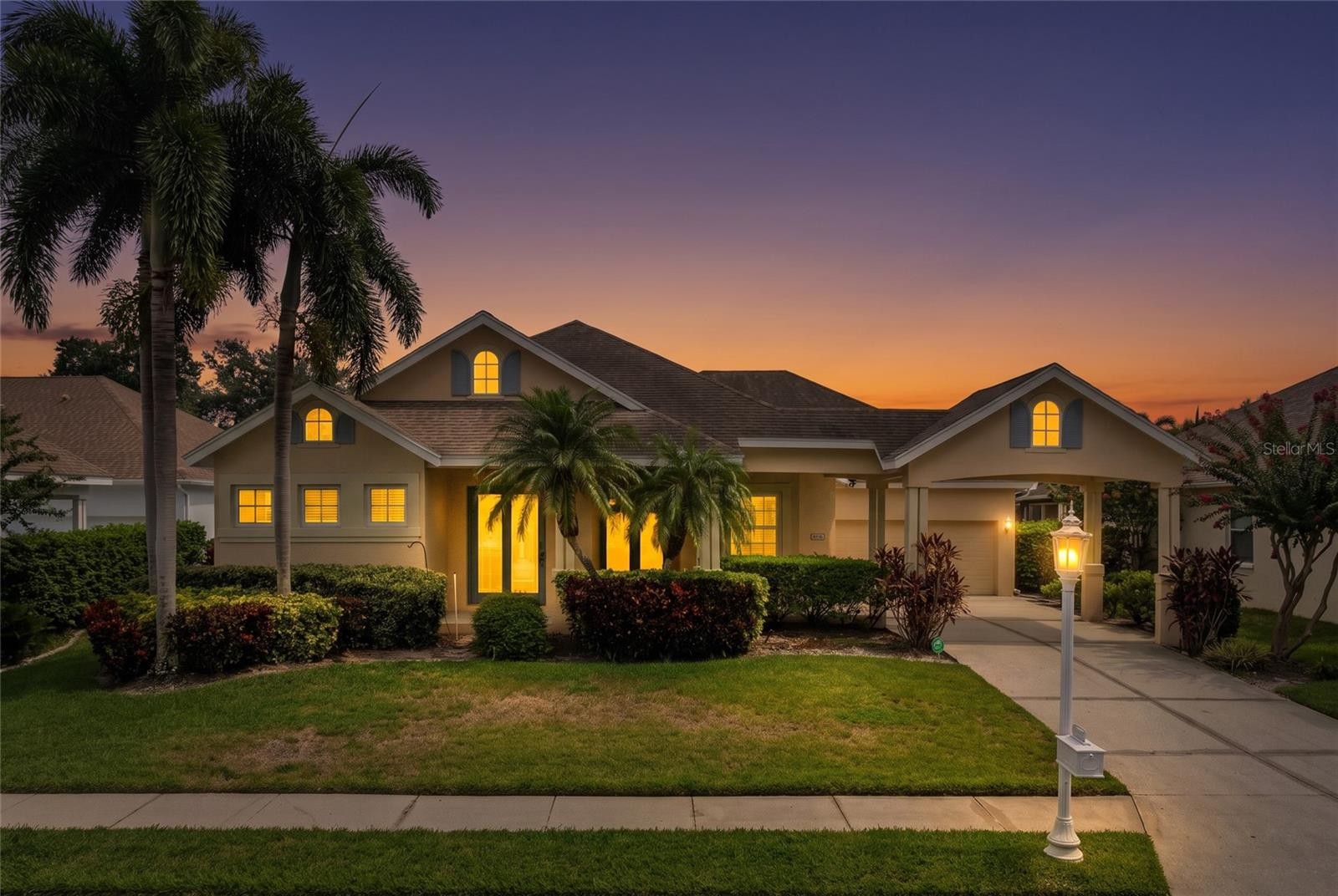 4616 BLUE MARLIN DR