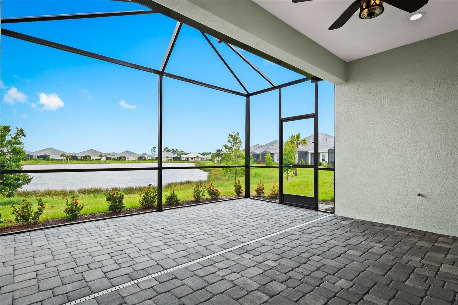 10112 LAKE WALES CIR