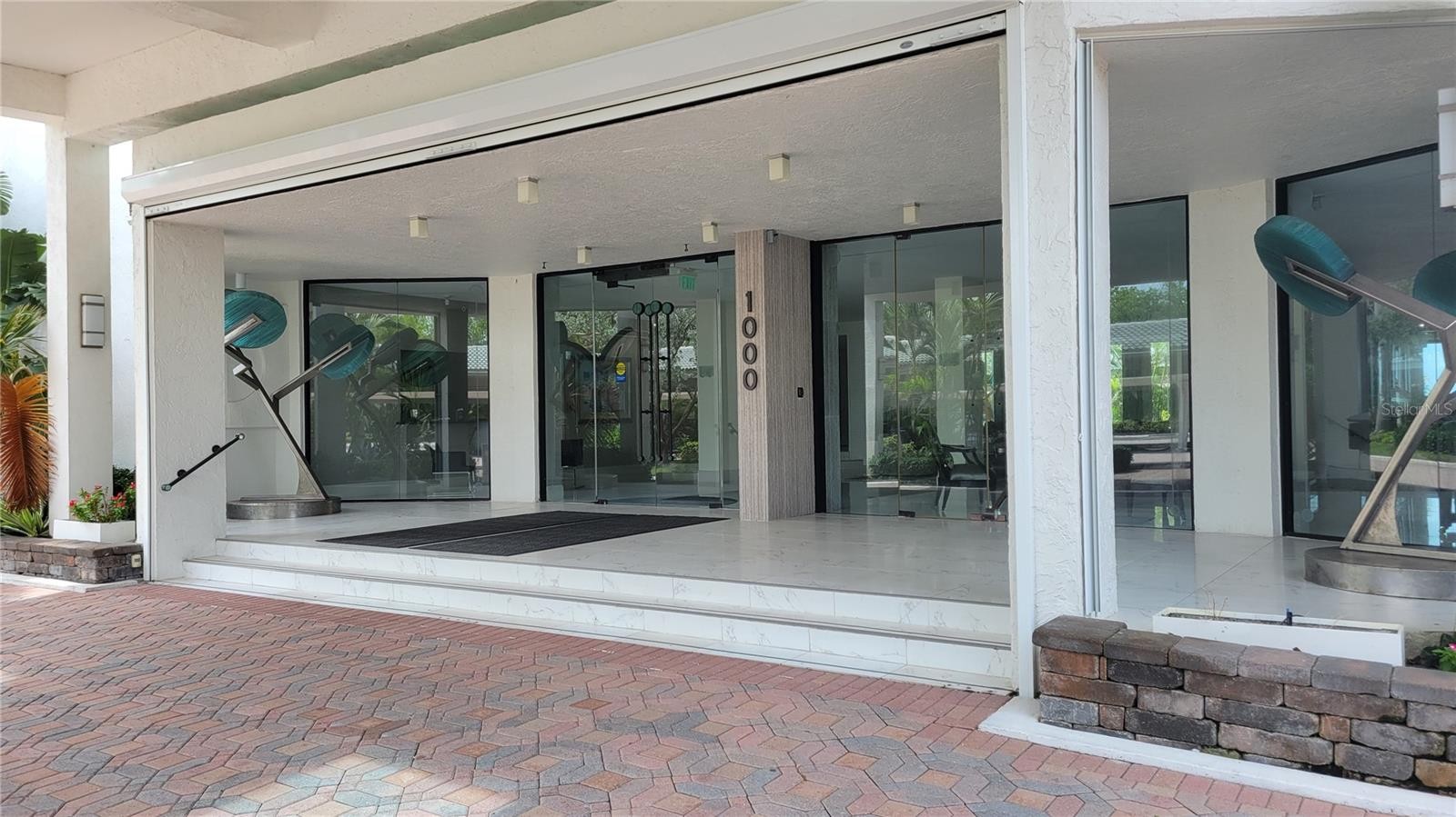 1000 LONGBOAT CLUB RD #406