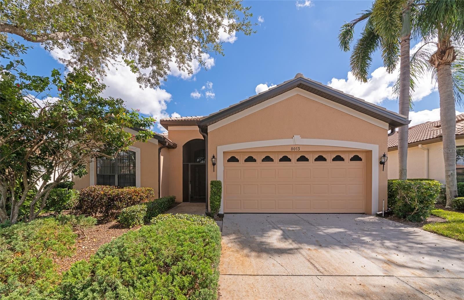 8013 STIRLING FALLS CIR