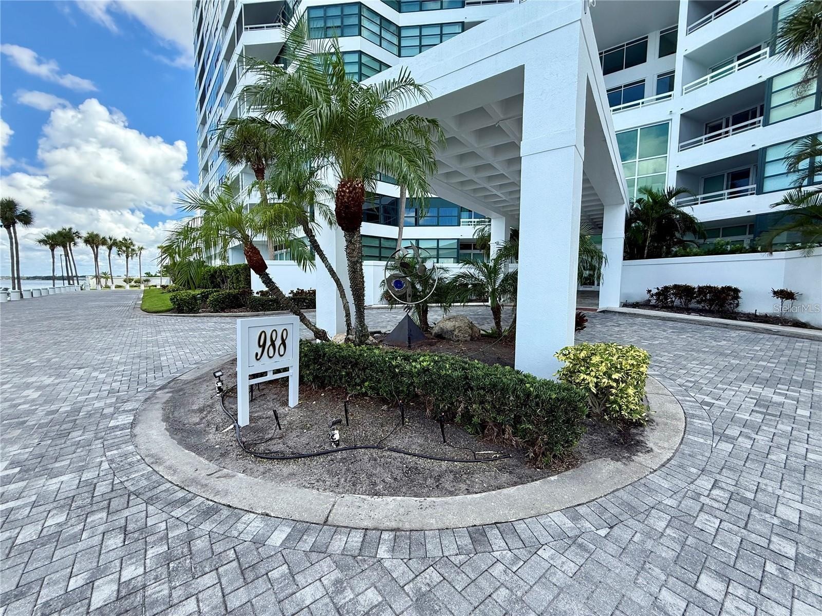 988 BLVD OF THE ARTS BLVD #1617