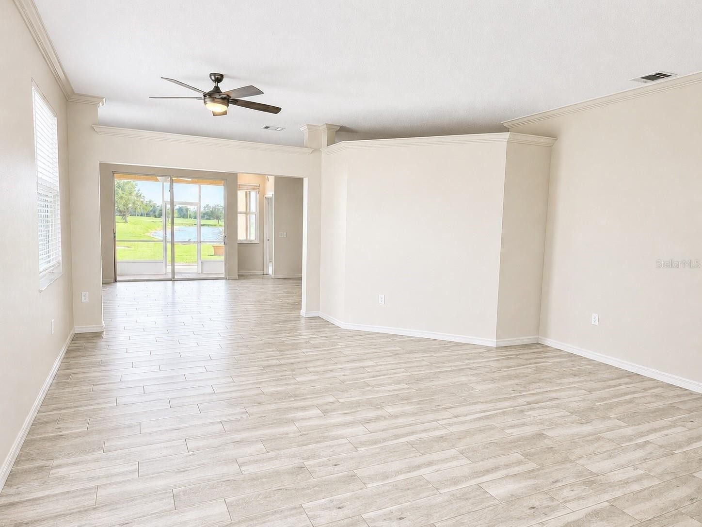 834 SPRINGWOOD CIR