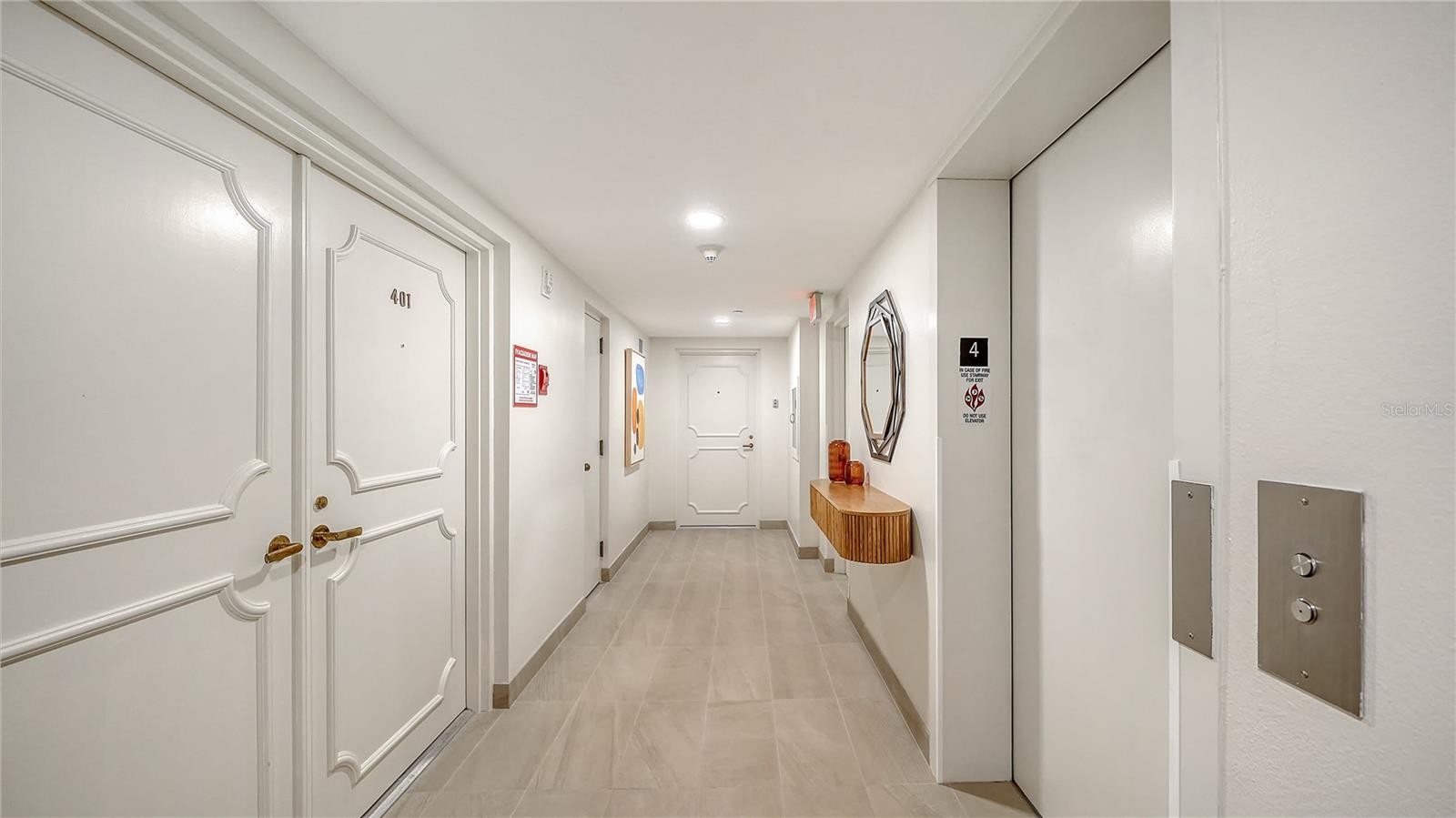 99 SUNSET DR #401
