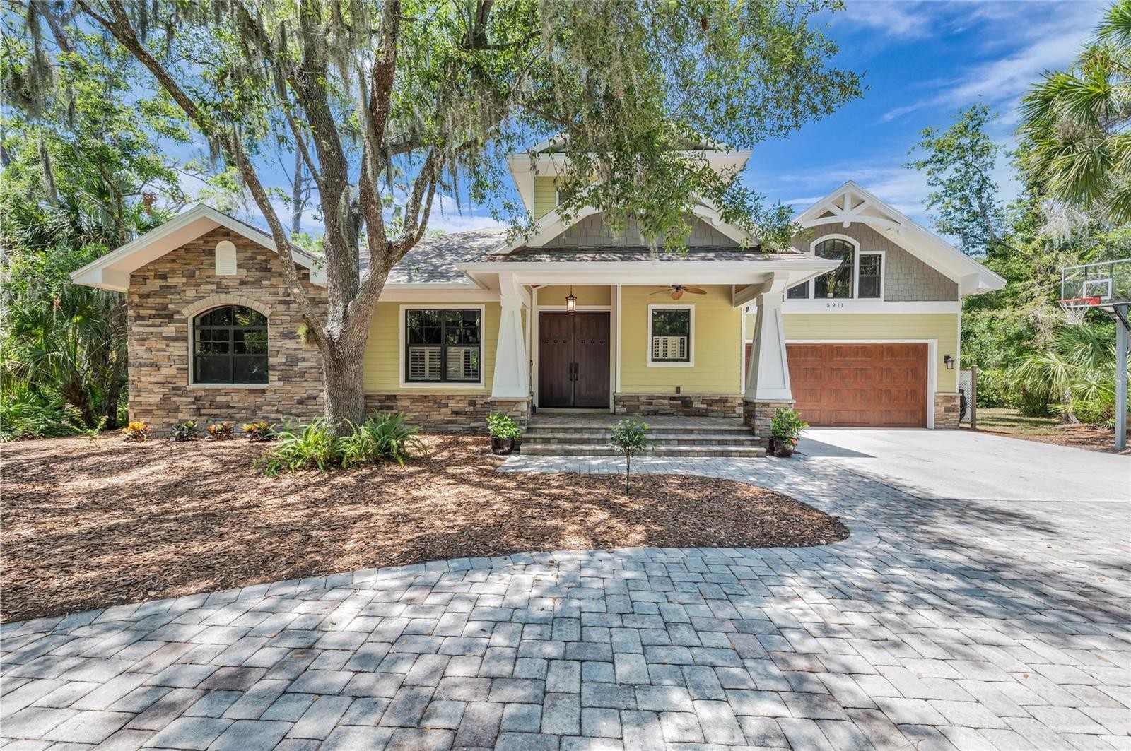 5911 RIVER FOREST CIR