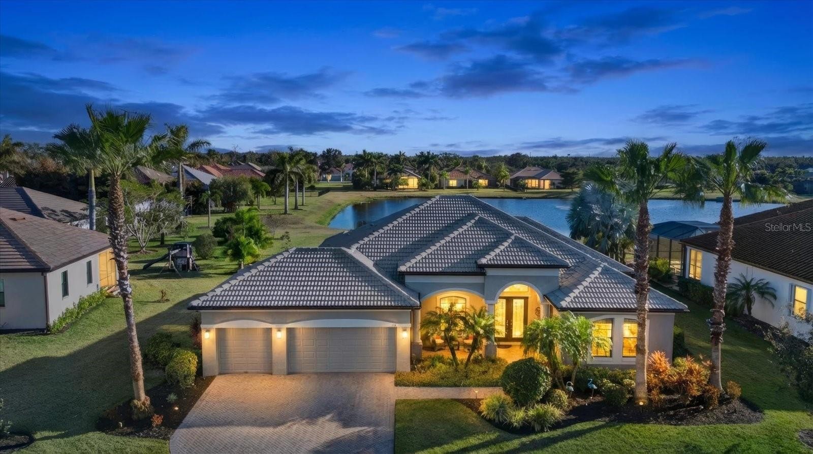 988 145TH STREET CIR NE