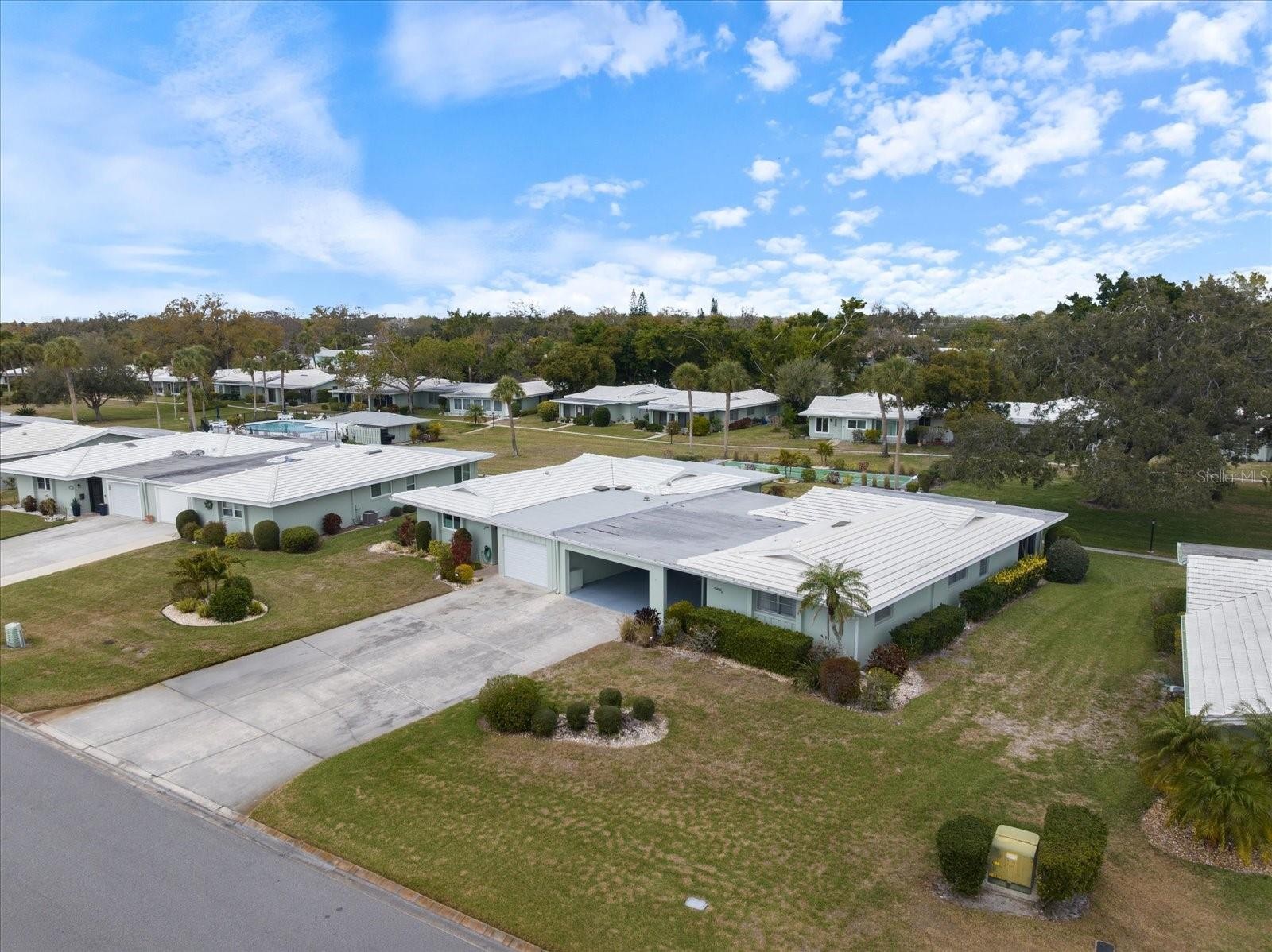 3230 VILLAGE GREEN DR #1032