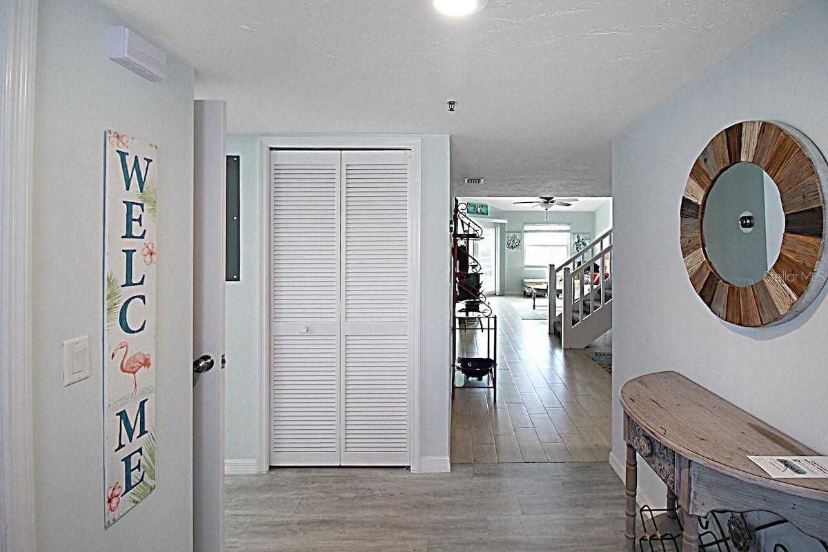 1206 SIESTA BAYSIDE DR #1206B