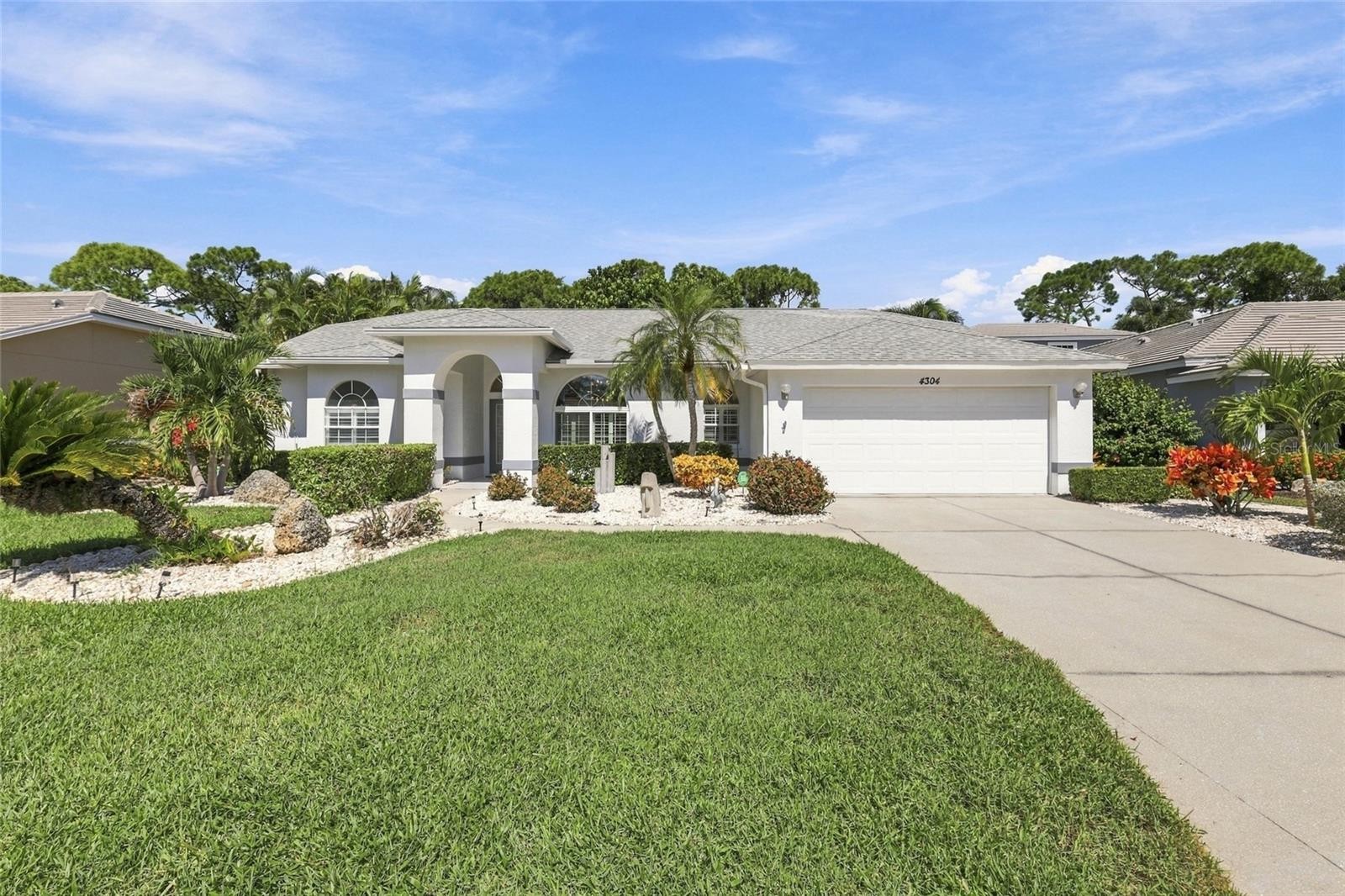 4304 BALMORAL WAY