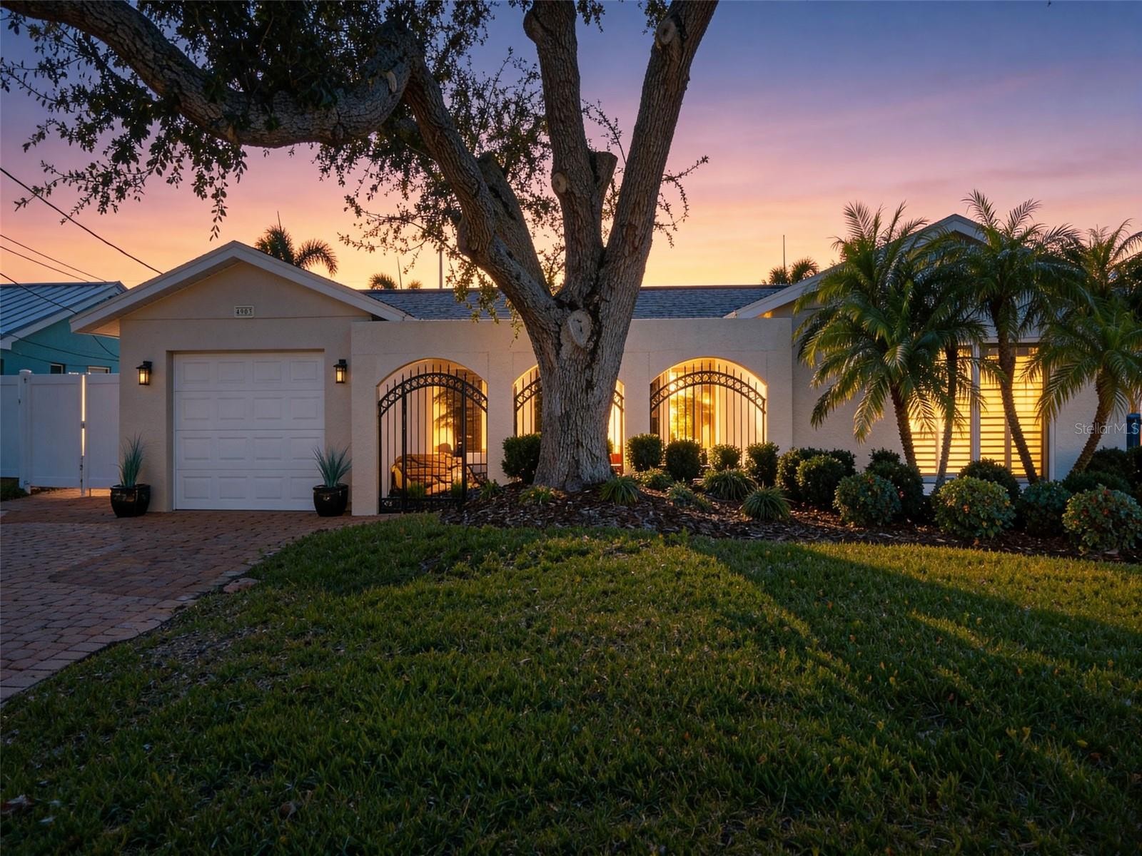 4903 COMMONWEALTH RD