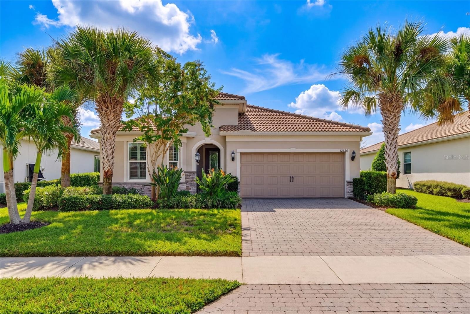 12326 BLUE HILL TRL