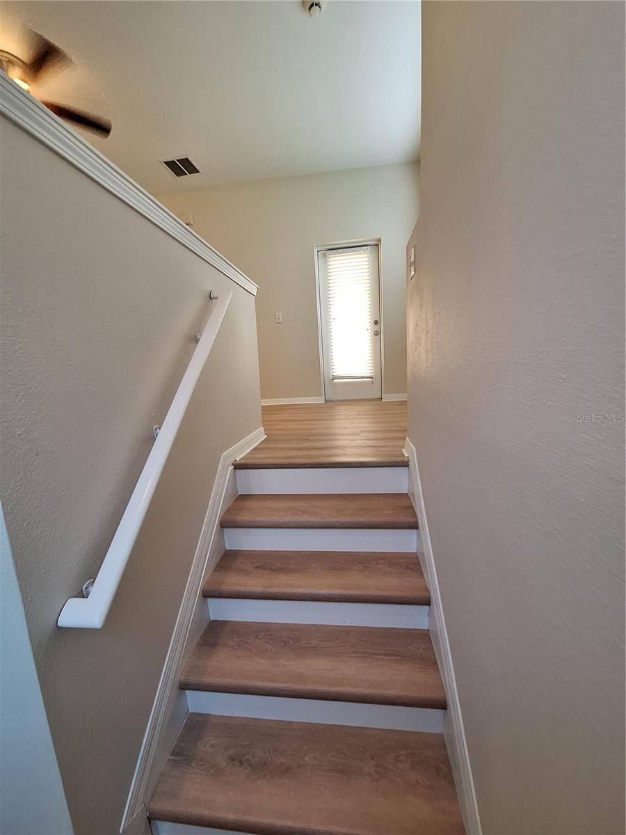 3709 PARKRIDGE CIR #7-204