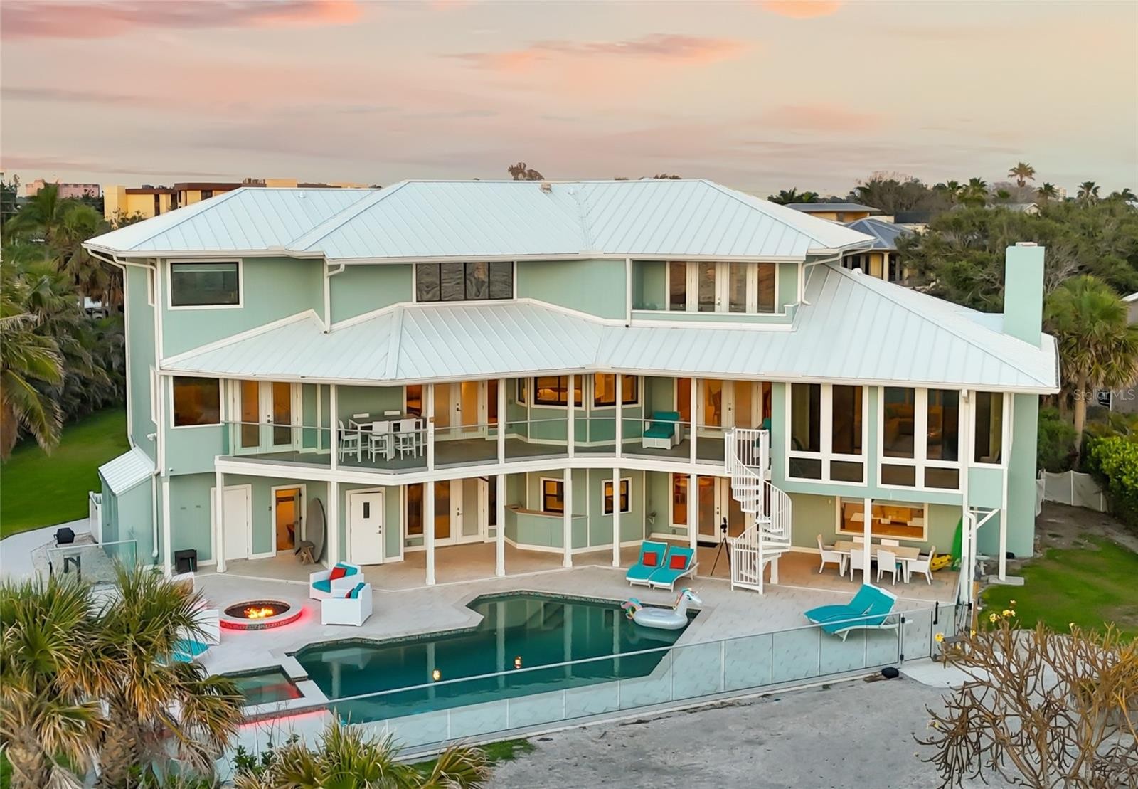 1192 HORIZON VIEW DR