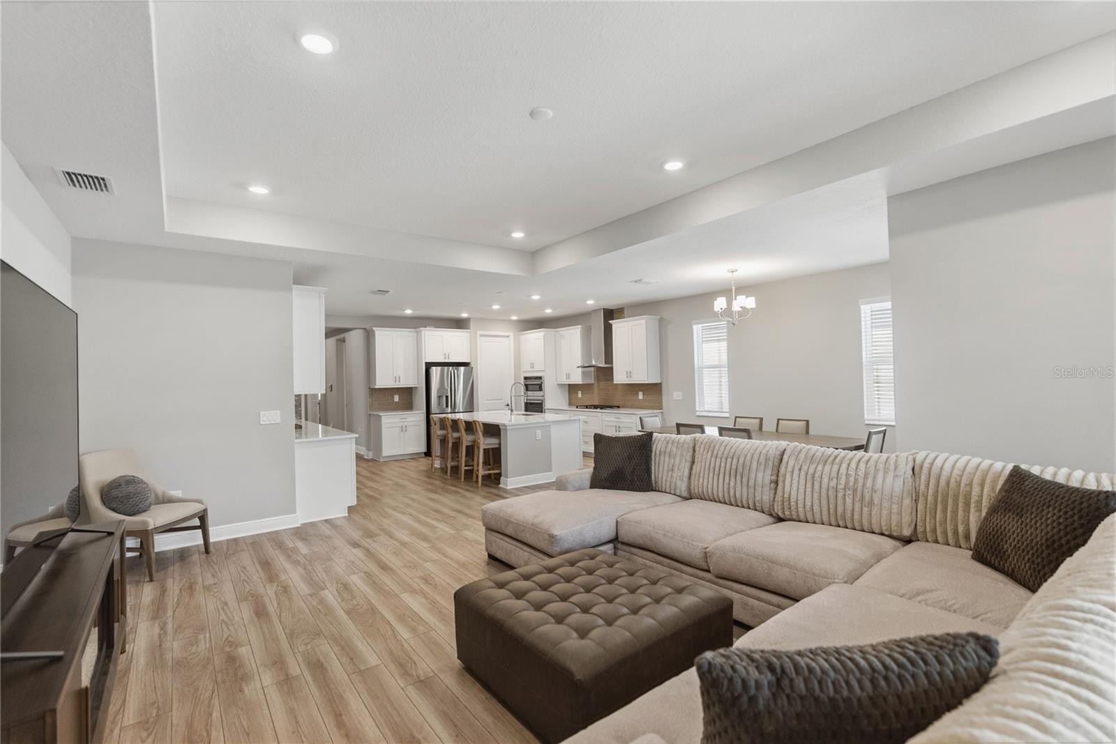 17526 SAVORY MIST CIR