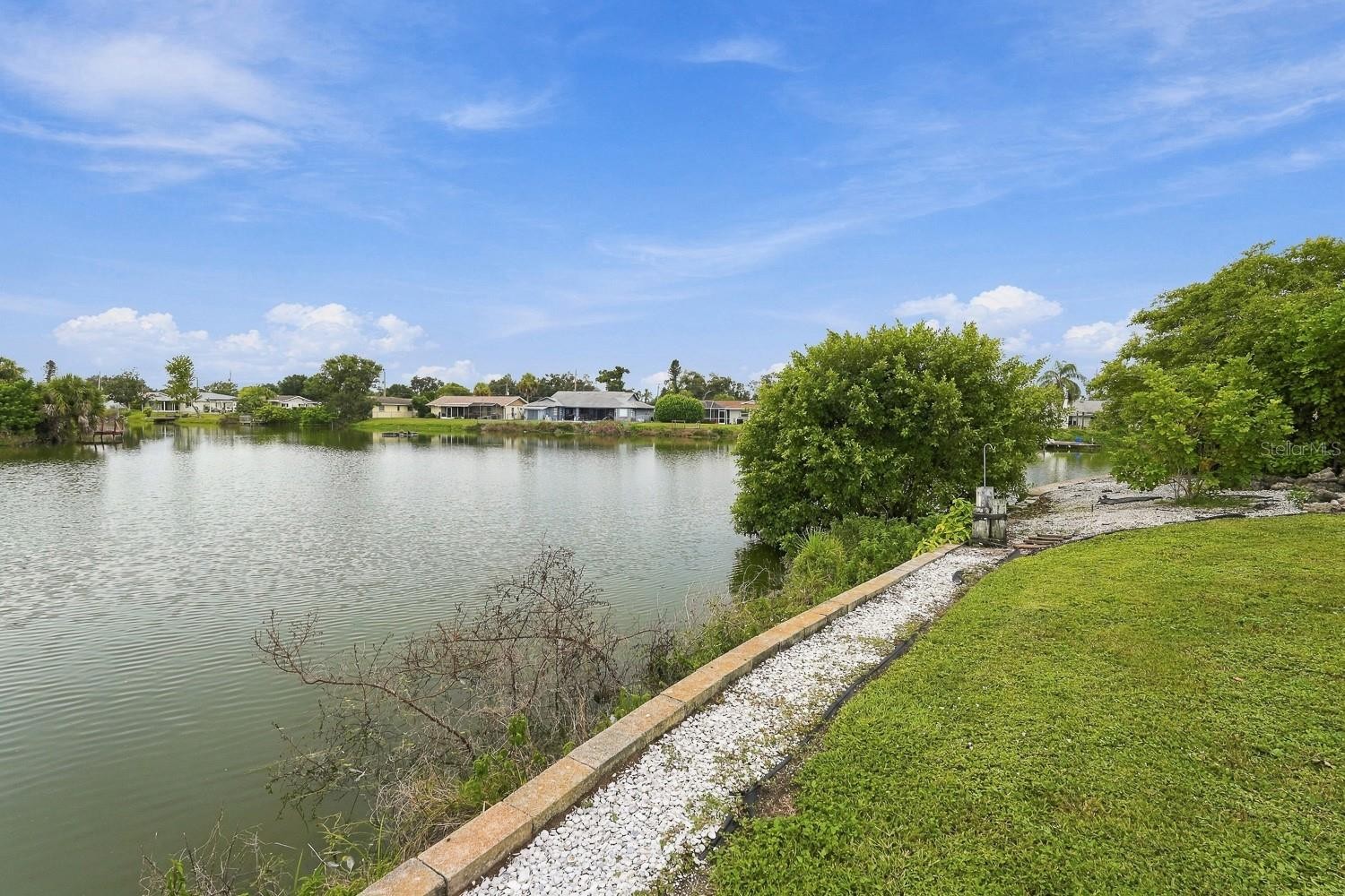 2331 SANDLEWOOD DR