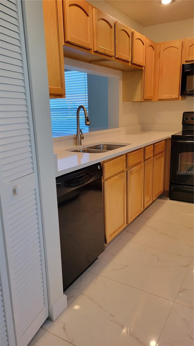 3120 RINGWOOD MEADOW RD #39