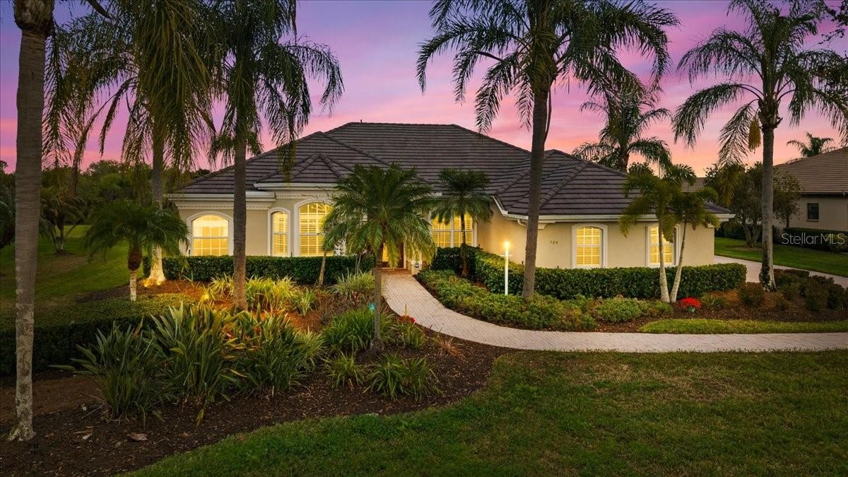 709 COUNTRY MEADOWS WAY