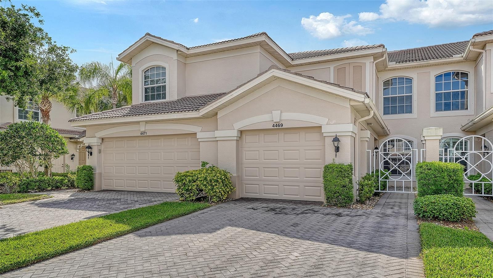 4469 CINNAMON DR #2505