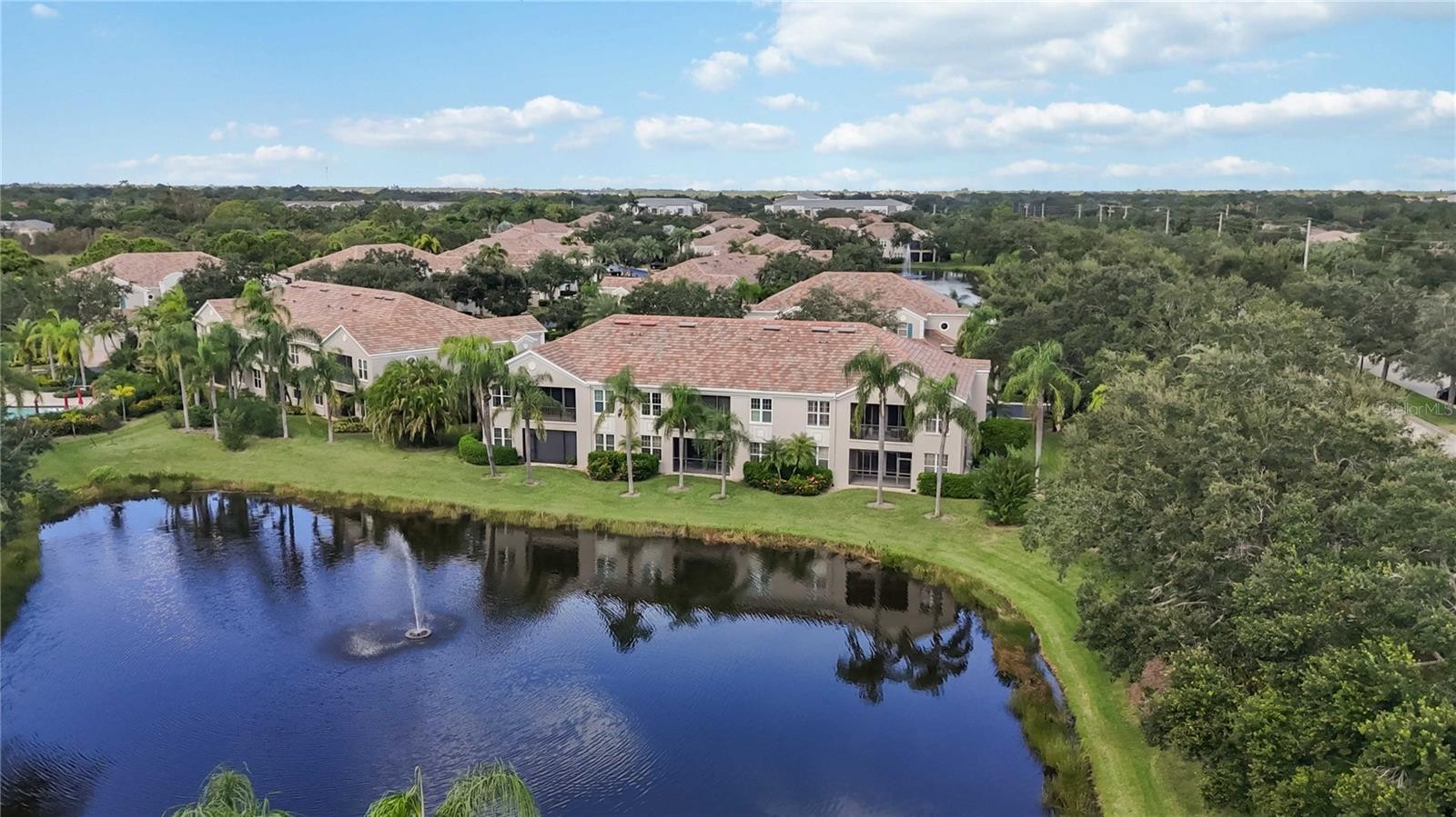 5290 DESCANSO CT #201B19