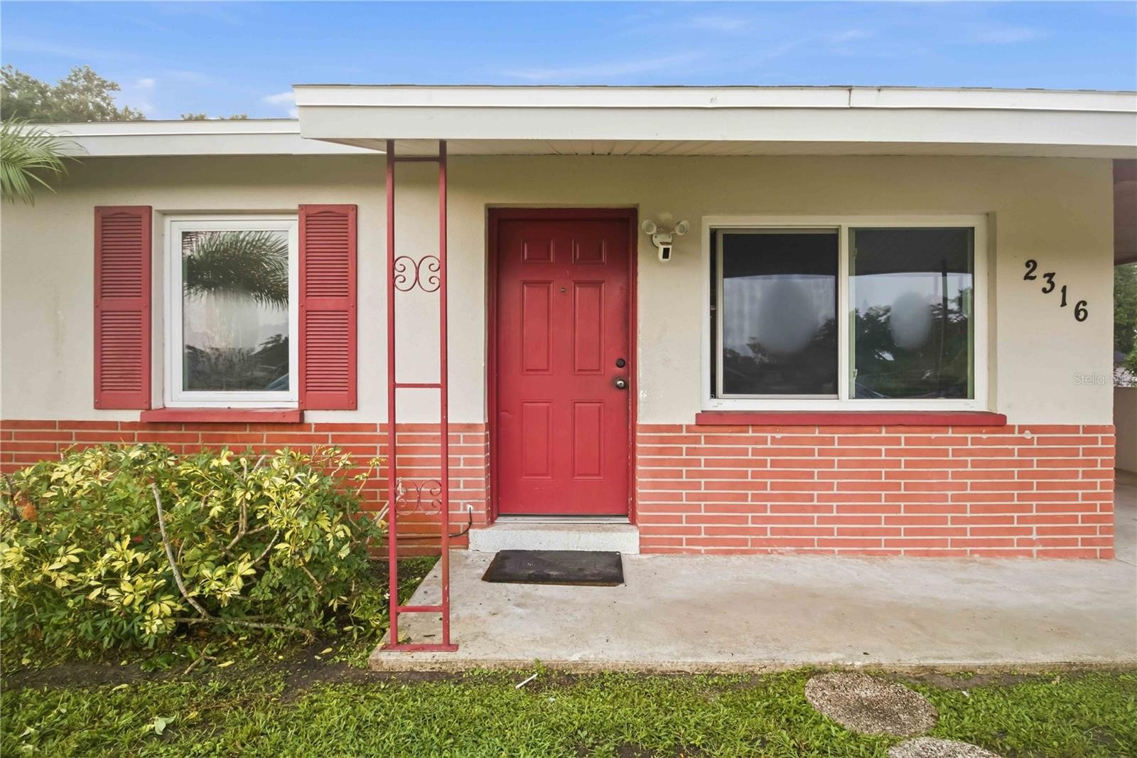 2316 POWELL CIR