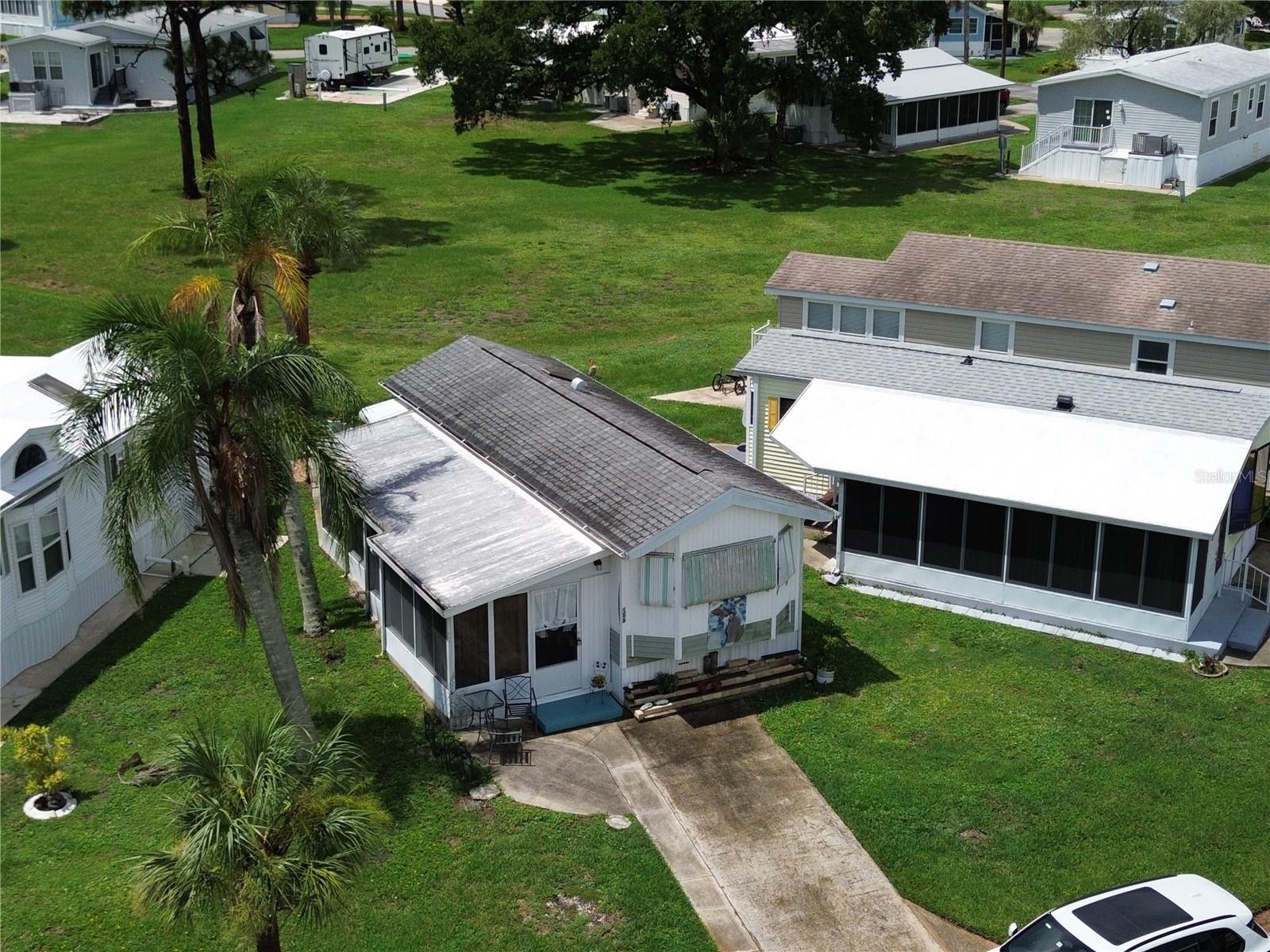 158 BROOKSHIRE DR