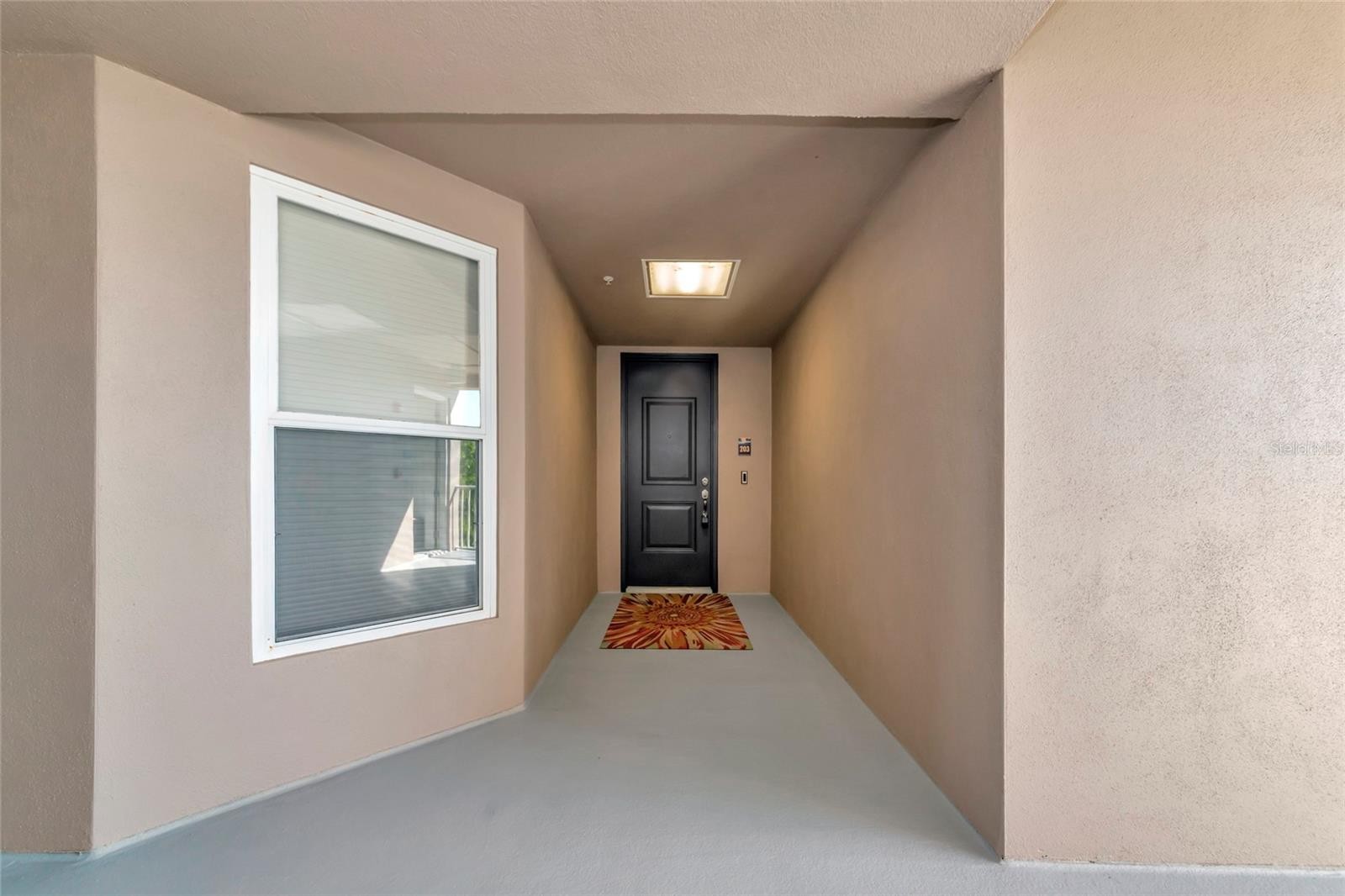 395 ARUBA CIR #203