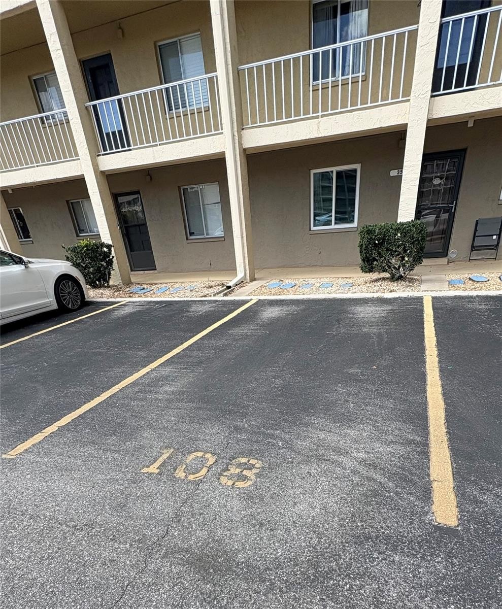 3514 LAKE BAYSHORE DR #K-108