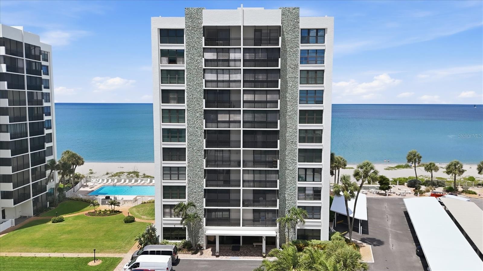 629 ALHAMBRA RD #702