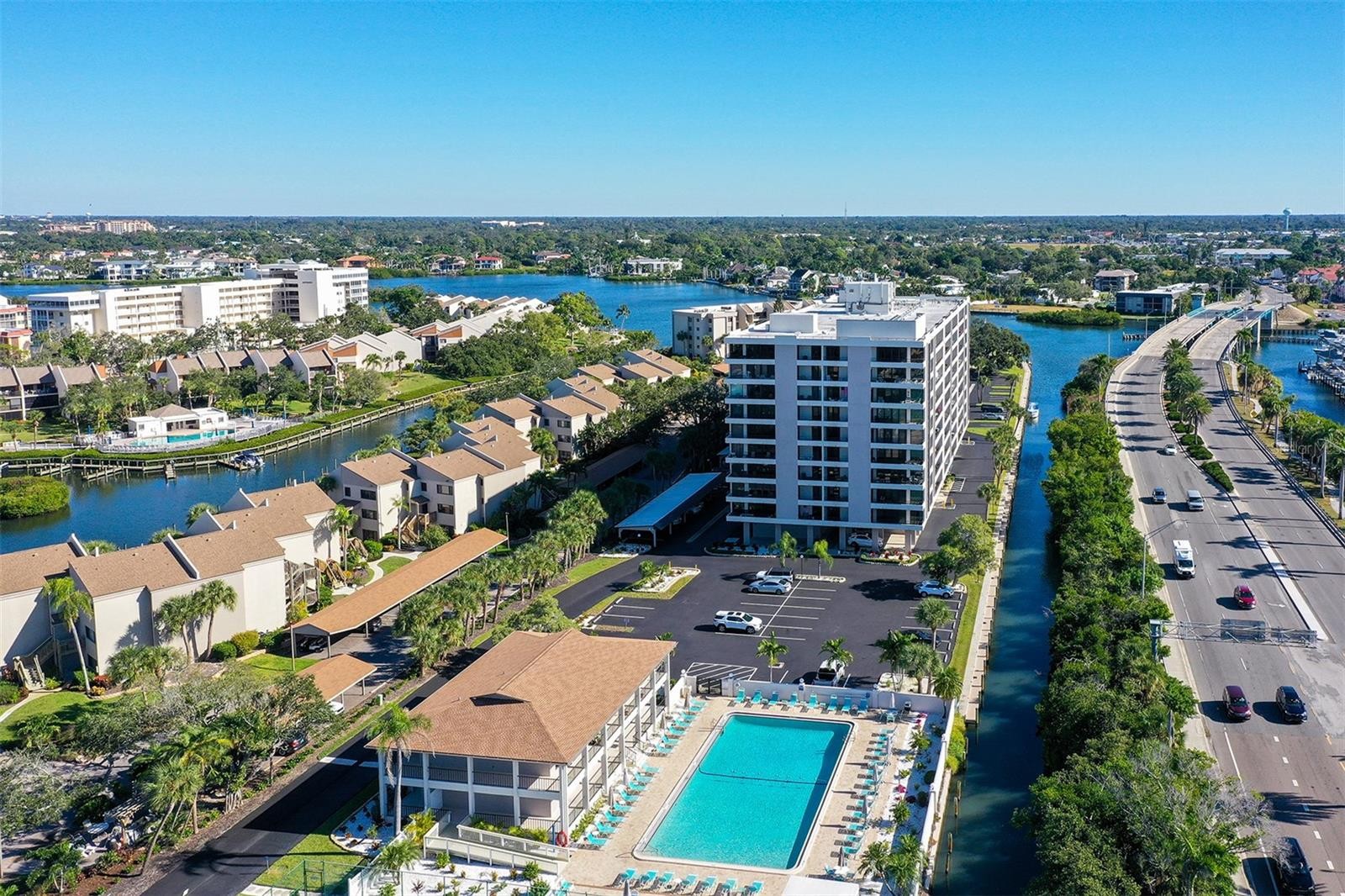 6415 MIDNIGHT PASS RD #505