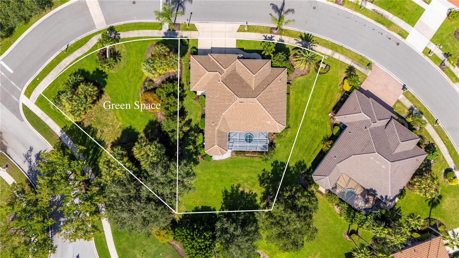 5365 PINE SHADOW LN