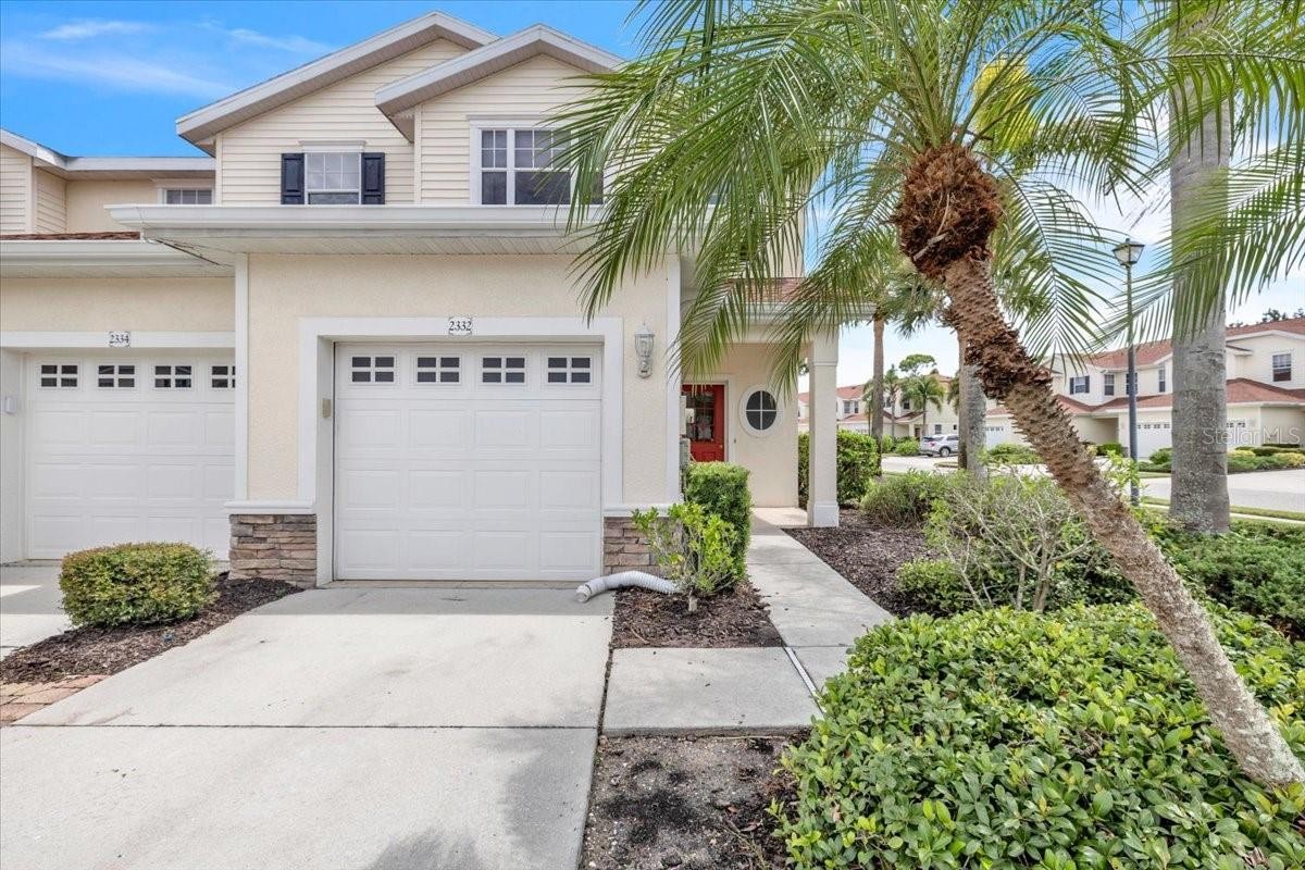 2332 ROSEWOOD LN