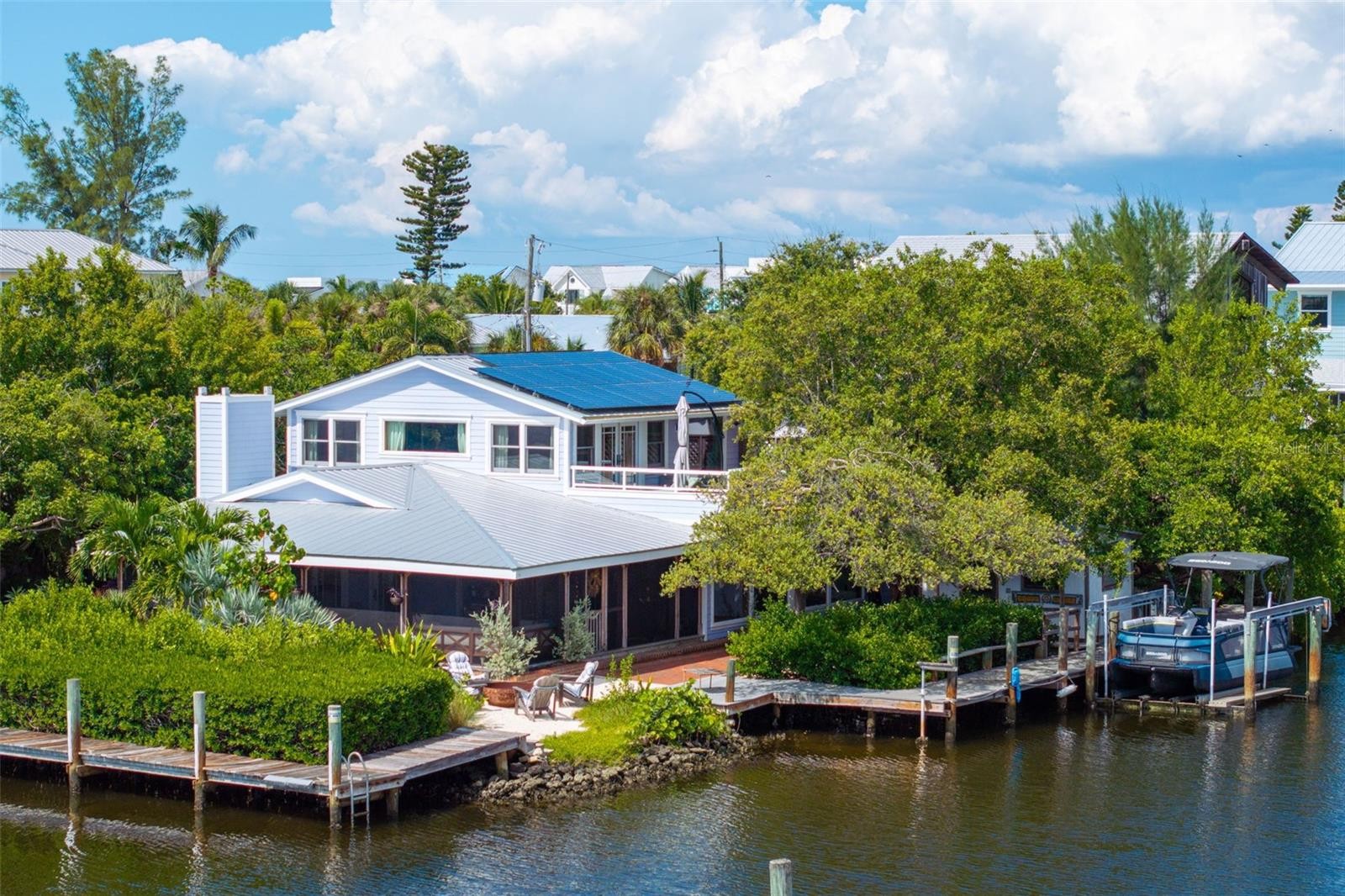 511 SOUTH DR