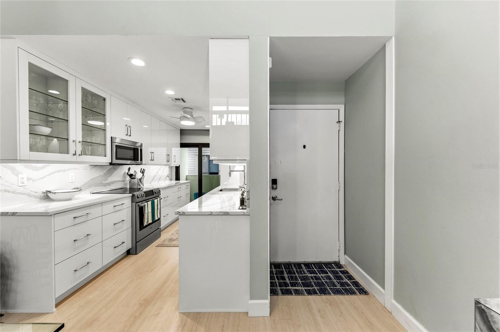 700 GOLDEN BEACH BLVD #214