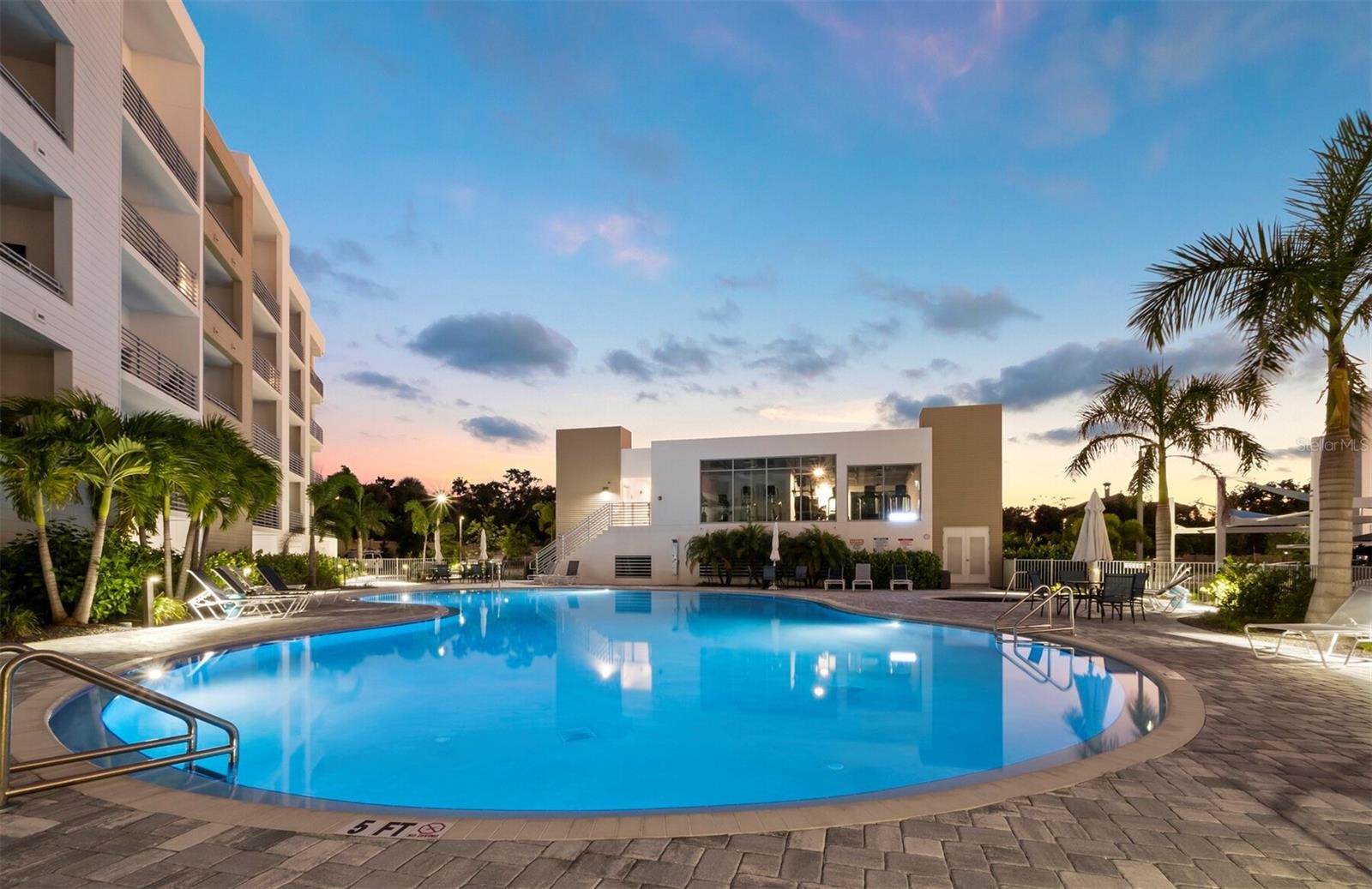 1703 N TAMIAMI TRL #306