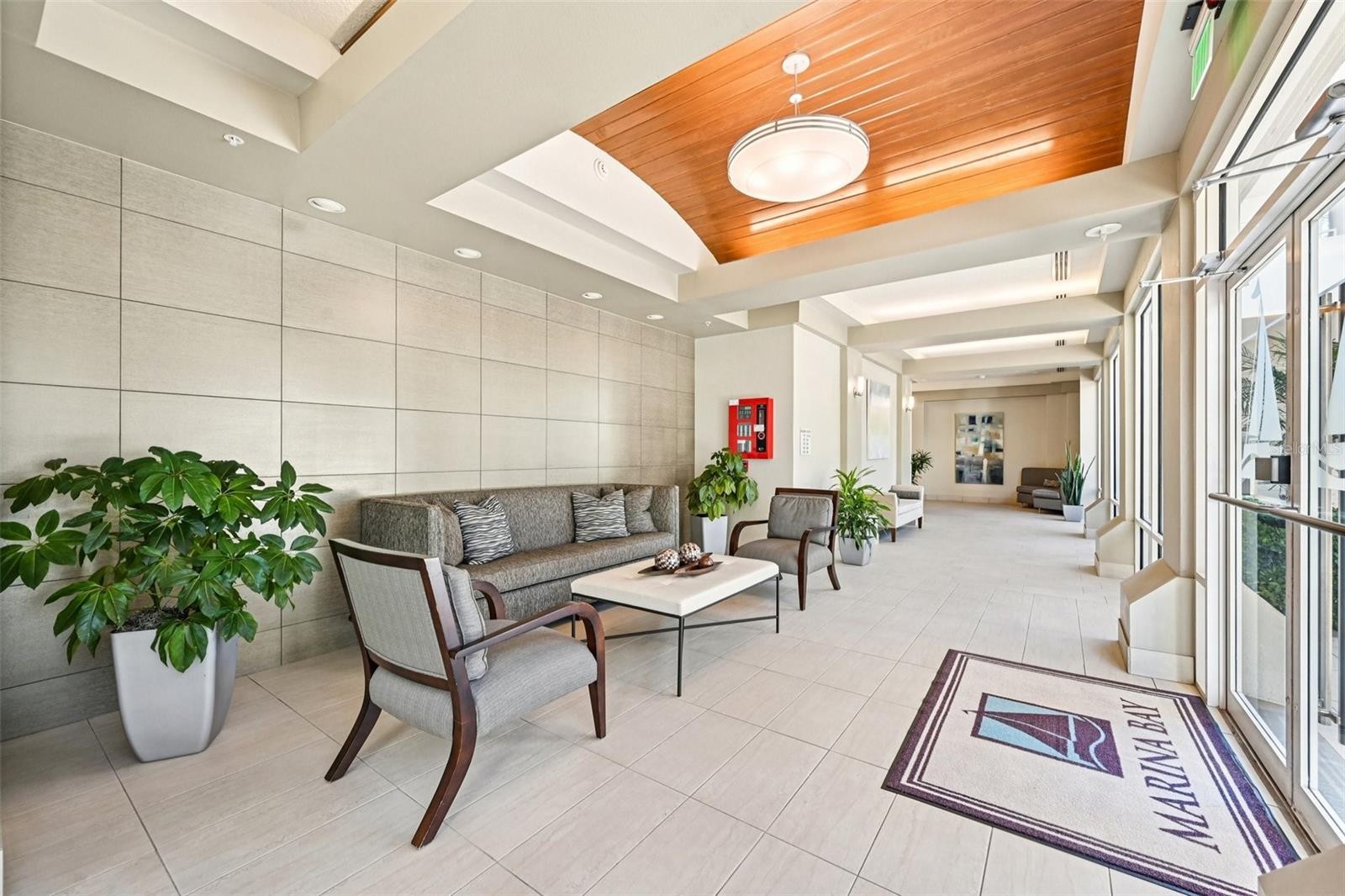 2410 HARBOURSIDE DR #111