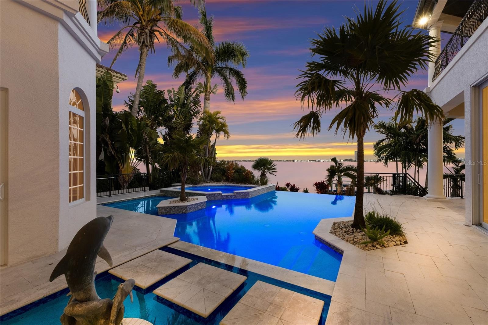 1418 JOHN RINGLING PKWY